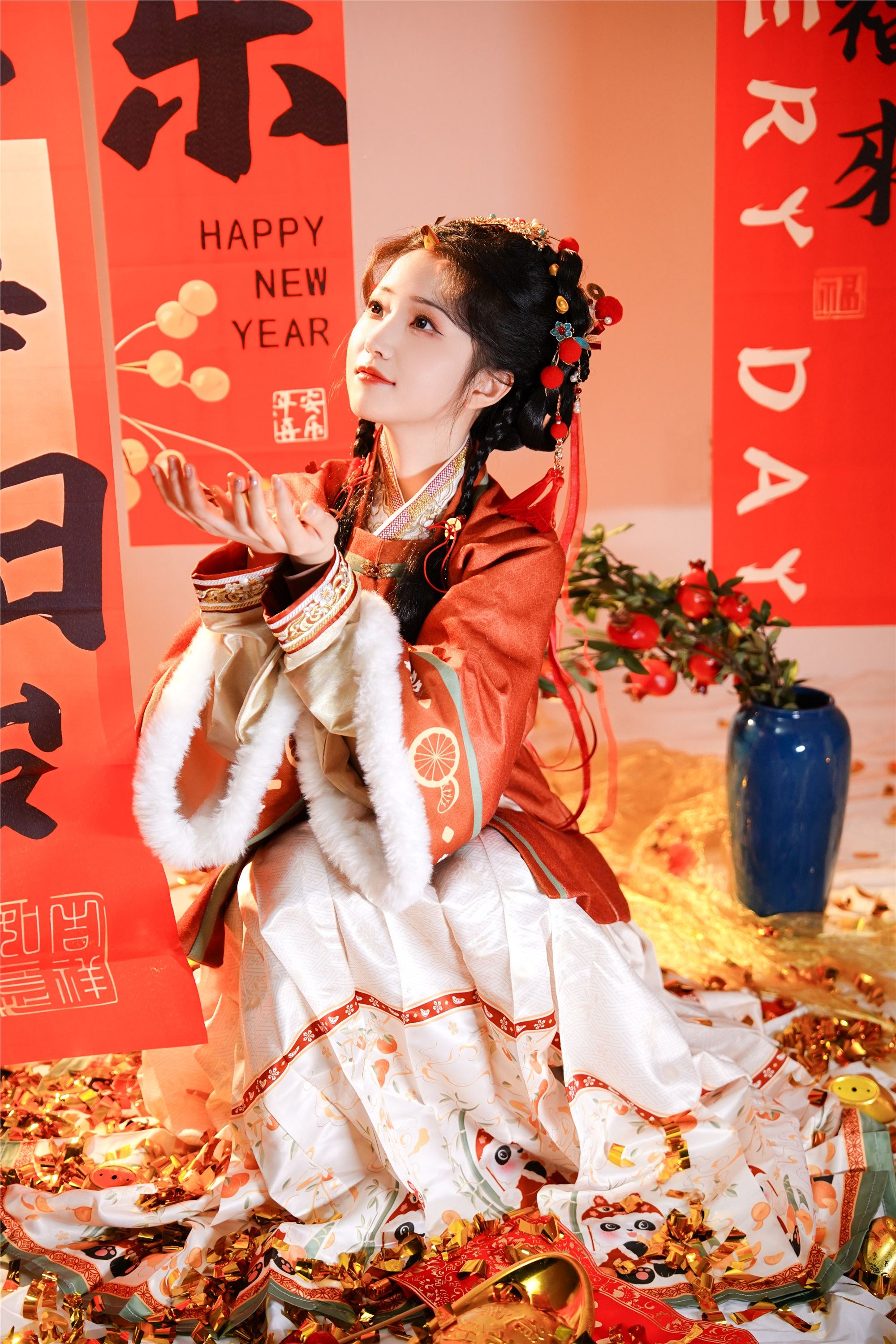 YITUYU 艺图语 2025.03.06 贺新春 兔牙w